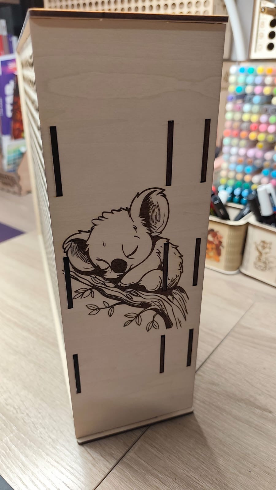 Support pour feutres acryliques personnalisé